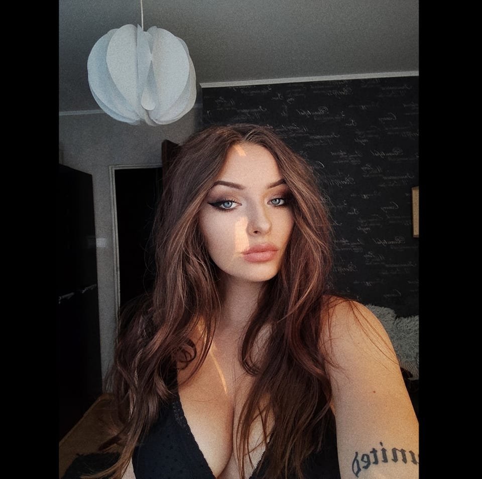 Izabela PAWG with step-daughter Marcelina *step-mom and step-daughter*numerous Czech cum tributes*** #ZmWFKSW6
