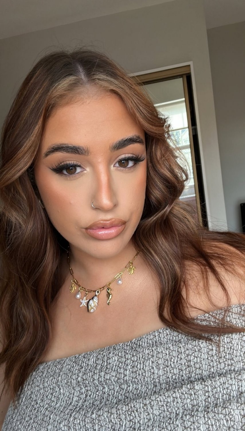 Hot slutty brunette uk chav pawg dsl #WN62MjLe