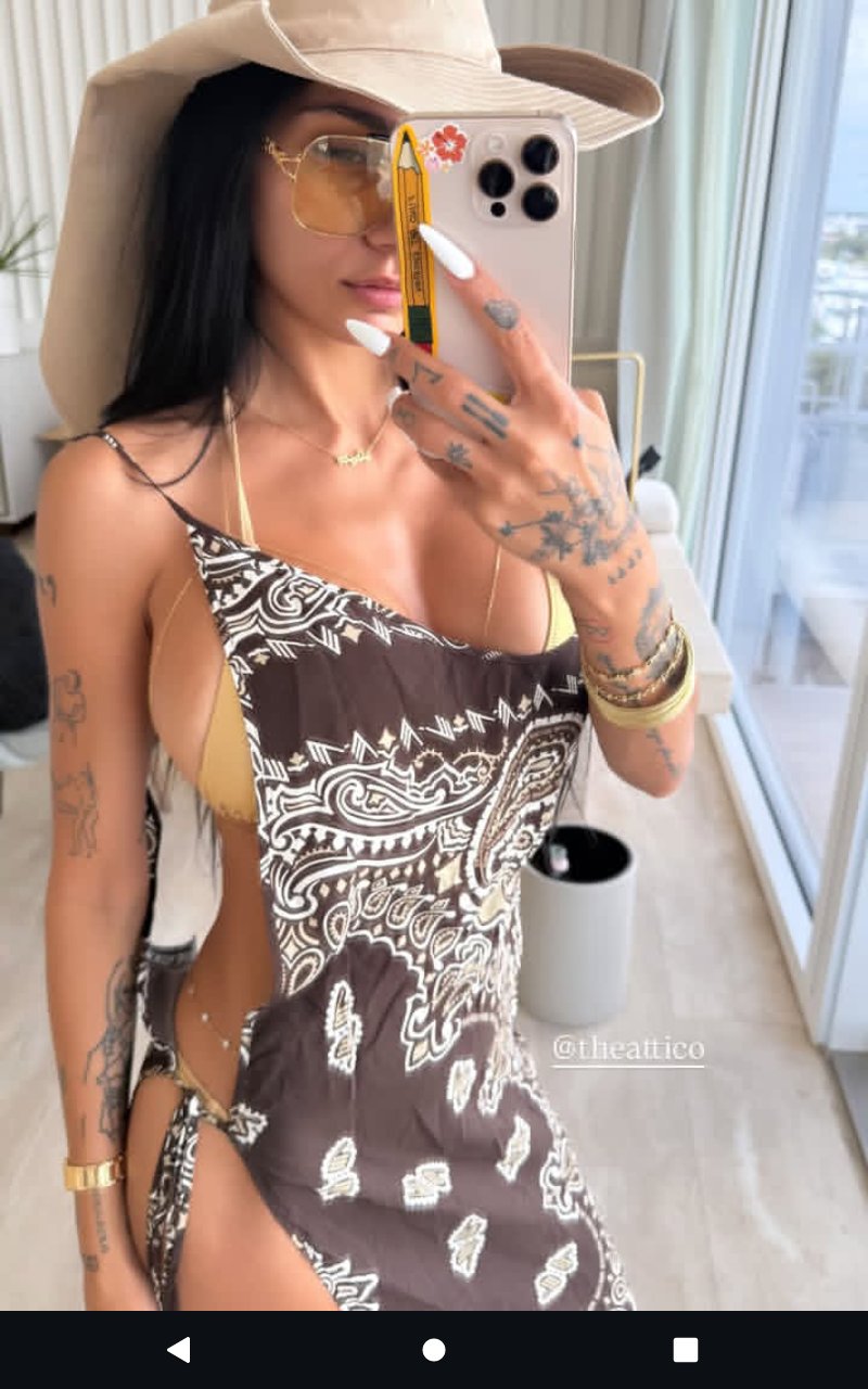 Mia Khalifa #Y4qCpO2m