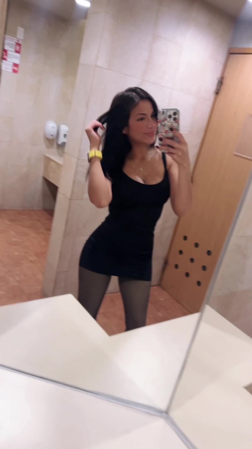 Ana Morquecho - wants to be your new semen dump, who gives the first tribute on her 3 #IO7pGIgl